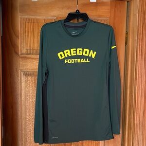 Nike Men's Green Oregon Football Long Sleeve Tee